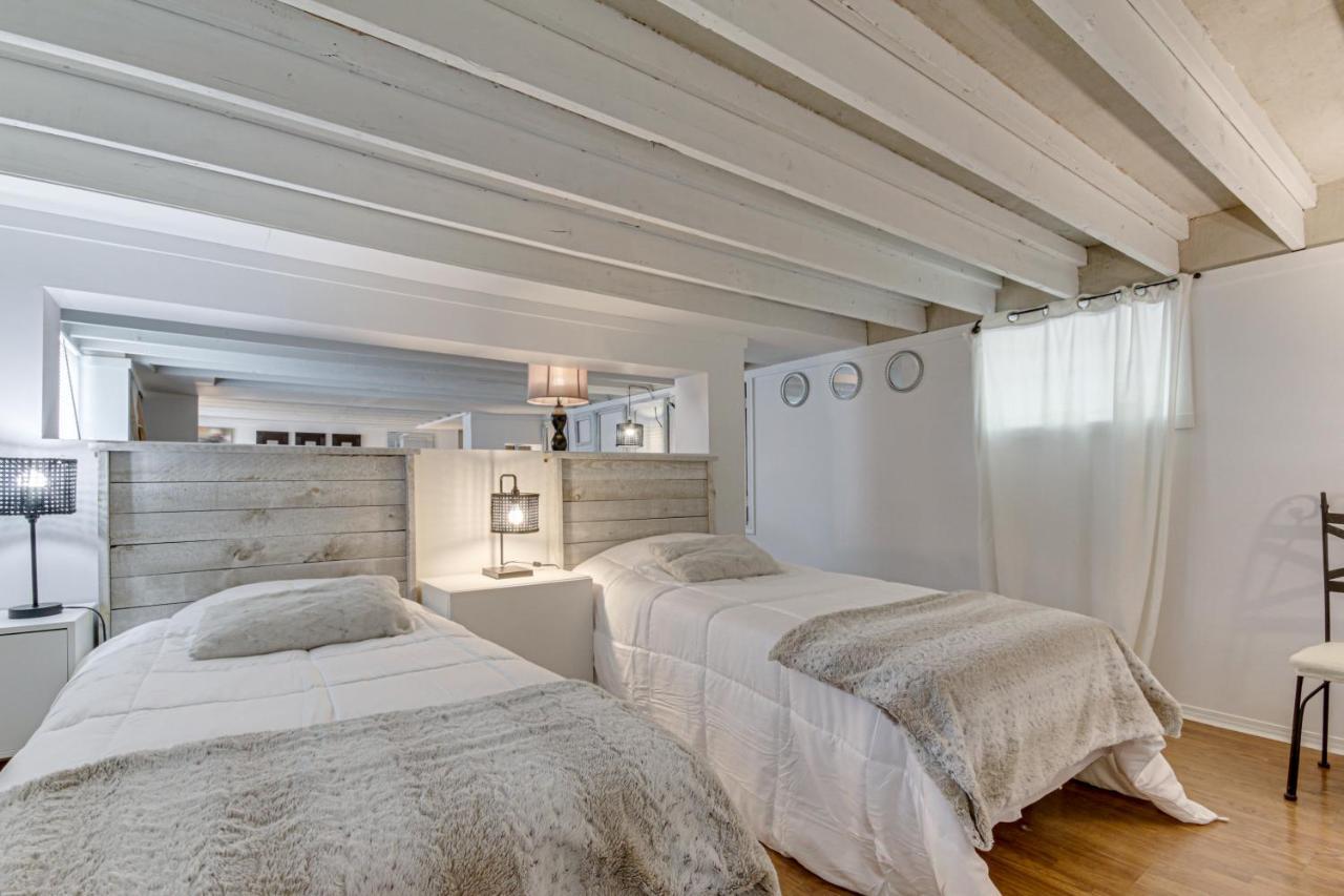 Le Petit Manoir Spa Et Vue Sur Riviere St Maurice Grandes Piles Exteriör bild