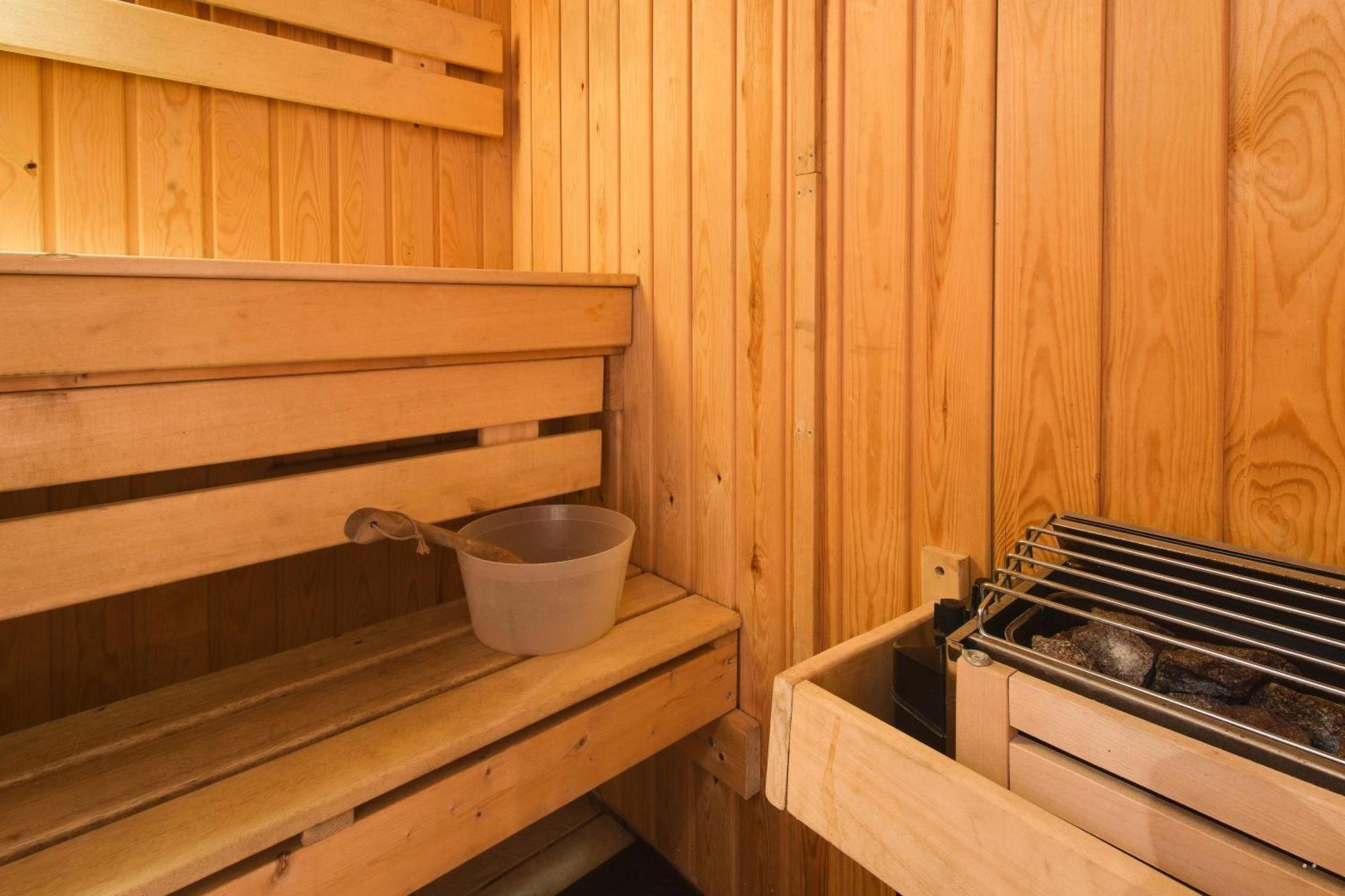 Le Petit Manoir Spa Et Vue Sur Riviere St Maurice Grandes Piles Exteriör bild